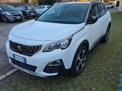 Usata Peugeot 3008 120 CV (88 kW) 2017 Bianco SUV