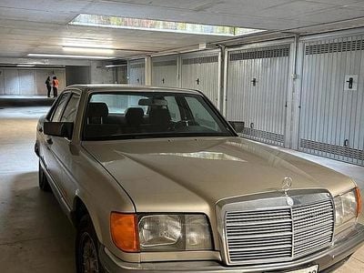 Begagnad Mercedes 280 200 HK (147 kW) 1970 Grå Sedan