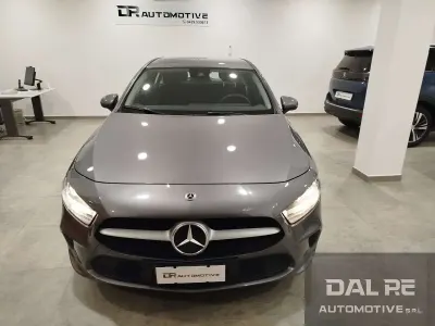 Occasion Mercedes A180 Executive 116 ch (85 kW) 2021 Gris Berline