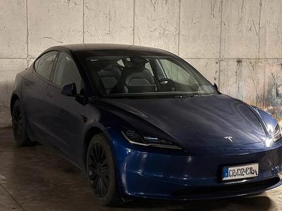 Blu Usata 2023 Tesla Model 3 RWD Berlina | 32.000 € (Buon prezzo)