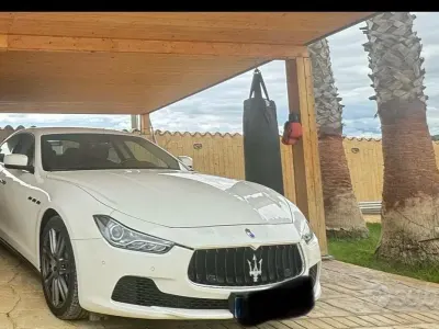 Usata Maserati Ghibli 250 CV (183 kW) 2014 Bianco Berlina