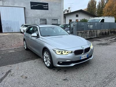 Usata BMW 320 Luxury Line 190 CV (139 kW) 2019 Argento Station wagon