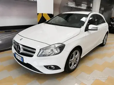 Usata Mercedes A180 109 CV (80 kW) 2013 Bianco Utilitaria