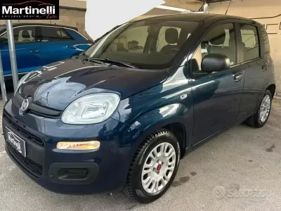 Usata Fiat Panda Easy 69 CV (50 kW) 2018 Blu Utilitaria