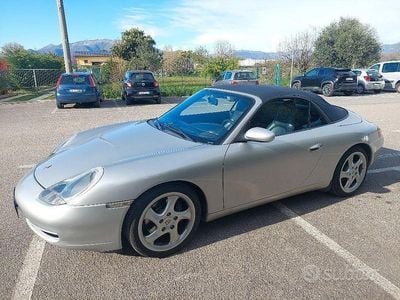 Usata Porsche 996 2000 Grigio Cabrio