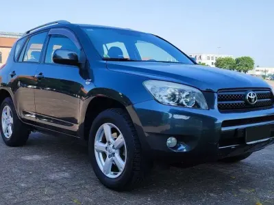 Usata Toyota RAV4 Sol 136 CV (100 kW) 2007 Grigio SUV