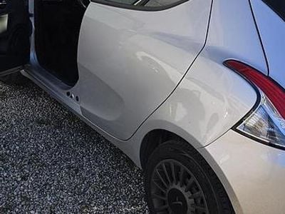 Gebraucht Lancia Ypsilon S 95 PS (69 kW) 2012 Kleinwagen