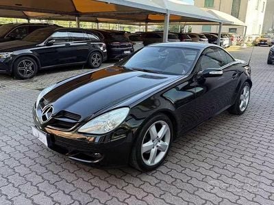 Usata Mercedes SLK200 163 CV (119 kW) 2006 Nero / metallizzato Cabrio