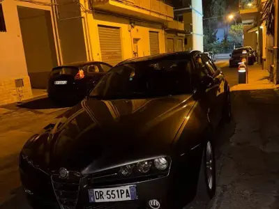 Usata Alfa Romeo 159 120 CV (88 kW) 2008 Grigio Berlina