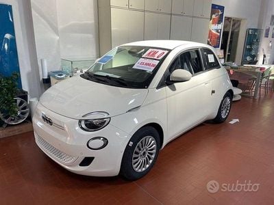 Nuova Fiat 500e 69 kW (95 CV) 2025 Bianco Berlina