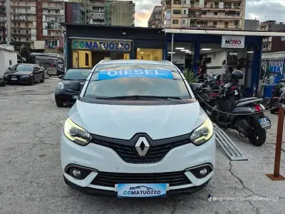 Usata Renault Scénic 110 CV (80 kW) 2017 Nero Monovolume