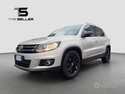 Usata VW Tiguan Sportline 140 CV (102 kW) 2015 Grigio SUV