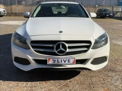 Usata Mercedes C180 AMG Edition 1 156 CV (114 kW) 2017 Bianco Berlina