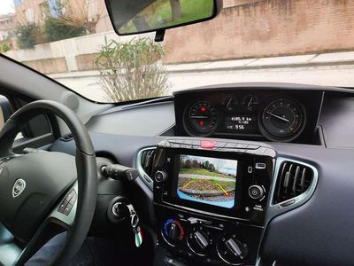 Usata Lancia Ypsilon Gold 69 CV (50 kW) 2023 Utilitaria
