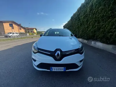 Usata Renault Clio GrandTour Business 90 CV (66 kW) 2019 Bianco Station wagon