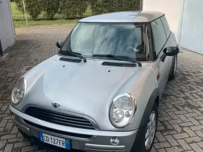 Begagnad Mini ONE