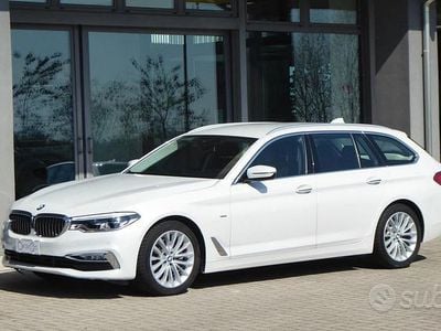 Usata BMW 520 Luxury Line 190 CV (139 kW) 2017 Bianco Station wagon