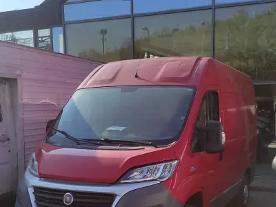 Usata Fiat Ducato 116 CV (85 kW) 2016 Rosso Furgone