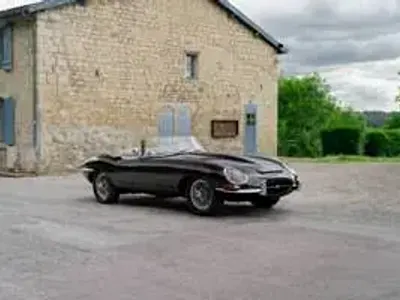 Usata Jaguar E-Type 269 CV (197 kW) 1967 Nero Cabrio