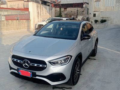 Mercedes GLA200