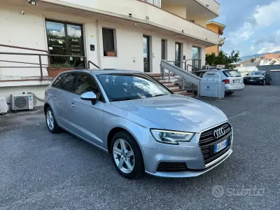Usata Audi A3 Business 150 CV (110 kW) 2020 Grigio Berlina
