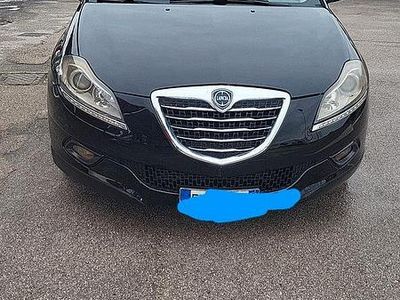 Usata Lancia Delta 120 CV (88 kW) 2013 Nero Utilitaria