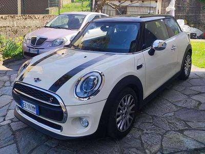 Begagnad Mini Cooper 136 HK (100 kW) 2015 Vit Halvkombi