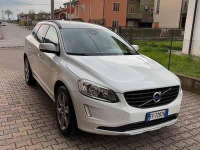 Usata Volvo XC60 150 CV (110 kW) 2016 Bianco SUV