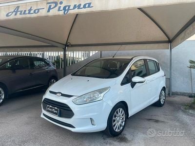 Begagnad Ford B-MAX 90 HK (66 kW) 2015 Vit Minibuss