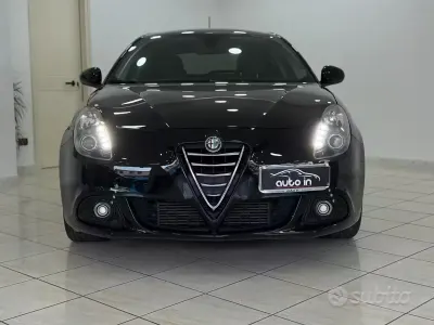 Usata Alfa Romeo Giulietta Distinctive 105 CV (77 kW) 2013 Nero Utilitaria