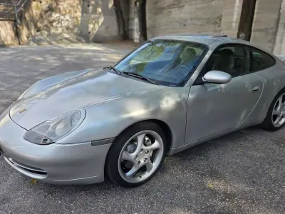 Usata Porsche 911 Carrera 4 300 CV (220 kW) 1999 Argento Coupé