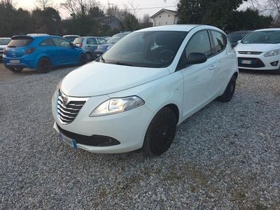 Usata Lancia Ypsilon S 95 CV (69 kW) 2013 Bianco Utilitaria
