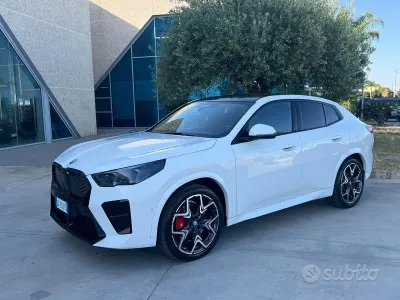 Usata BMW iX2 M Sport 103 kW (141 CV) 2024 Bianco SUV