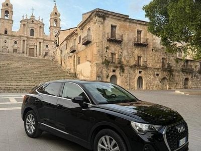 Usata Audi Q3 Sportback Business Plus 150 CV (110 kW) 2021 Nero SUV