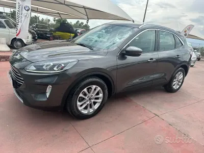Usata Ford Kuga S 120 CV (88 kW) 2021 Grigio SUV