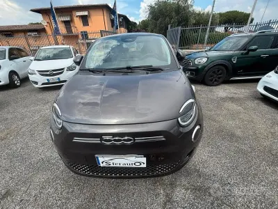 Usata Fiat 500e La Prima 42 kW (58 CV) 2021 Grigio Berlina