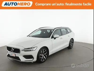 Usata Volvo V60 Momentum 190 CV (139 kW) 2019 Bianco Station wagon