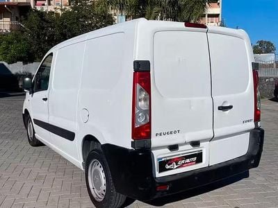 Usata Peugeot Expert 120 CV (88 kW) 2011 Bianco Furgone