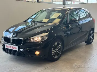 Usata BMW 218 Sport Line 150 CV (110 kW) 2016 Nero Monovolume