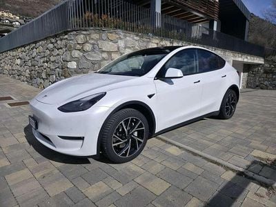 Usata Tesla Model Y 152 kW (208 CV) 2022 Bianco SUV