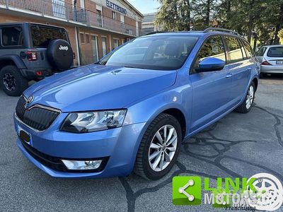 Usata Skoda Octavia 105 CV (77 kW) 2014 Blu Utilitaria