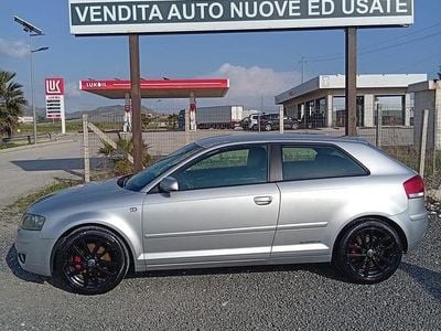 Usata Audi A3 Attraction 105 CV (77 kW) 2004 Grigio Utilitaria
