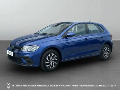 Usata VW Polo Life 95 CV (69 kW) 2025 Blu Utilitaria