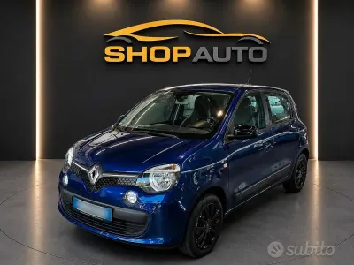 Usata Renault Twingo Life 69 CV (50 kW) 2017 Viola Utilitaria
