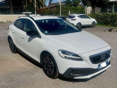 Usata Volvo V40 CC Business Edition 120 CV (88 kW) 2019 Bianco Station wagon