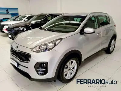 Usata Kia Sportage 141 CV (103 kW) 2017 Argento SUV