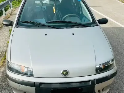 Usado Fiat Punto 60 CV (44 kW) 2003 Utilitario