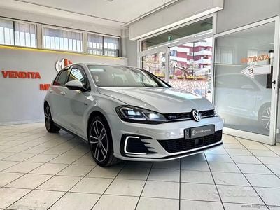 Usata VW Golf VII GTE 204 CV (150 kW) 2017 Bianco Berlina