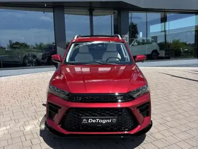 Usata SWM G01 188 CV (138 kW) 2026 Rosso magenta SUV