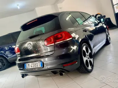 Używany VW Golf VII GTI 210 KM (154 kW) 2012 Szary Sedan/Limuzyna